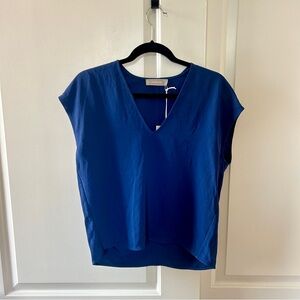 NWT Everlane Japanese GoWeave V-Neck Tee - Size 00